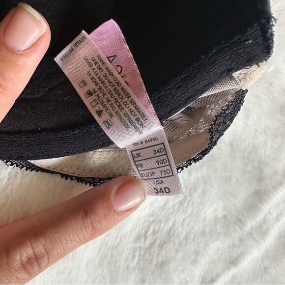 Parisa Black Front Clasp Lace Back Bra Women's Size 34D - Picture 8 of 9